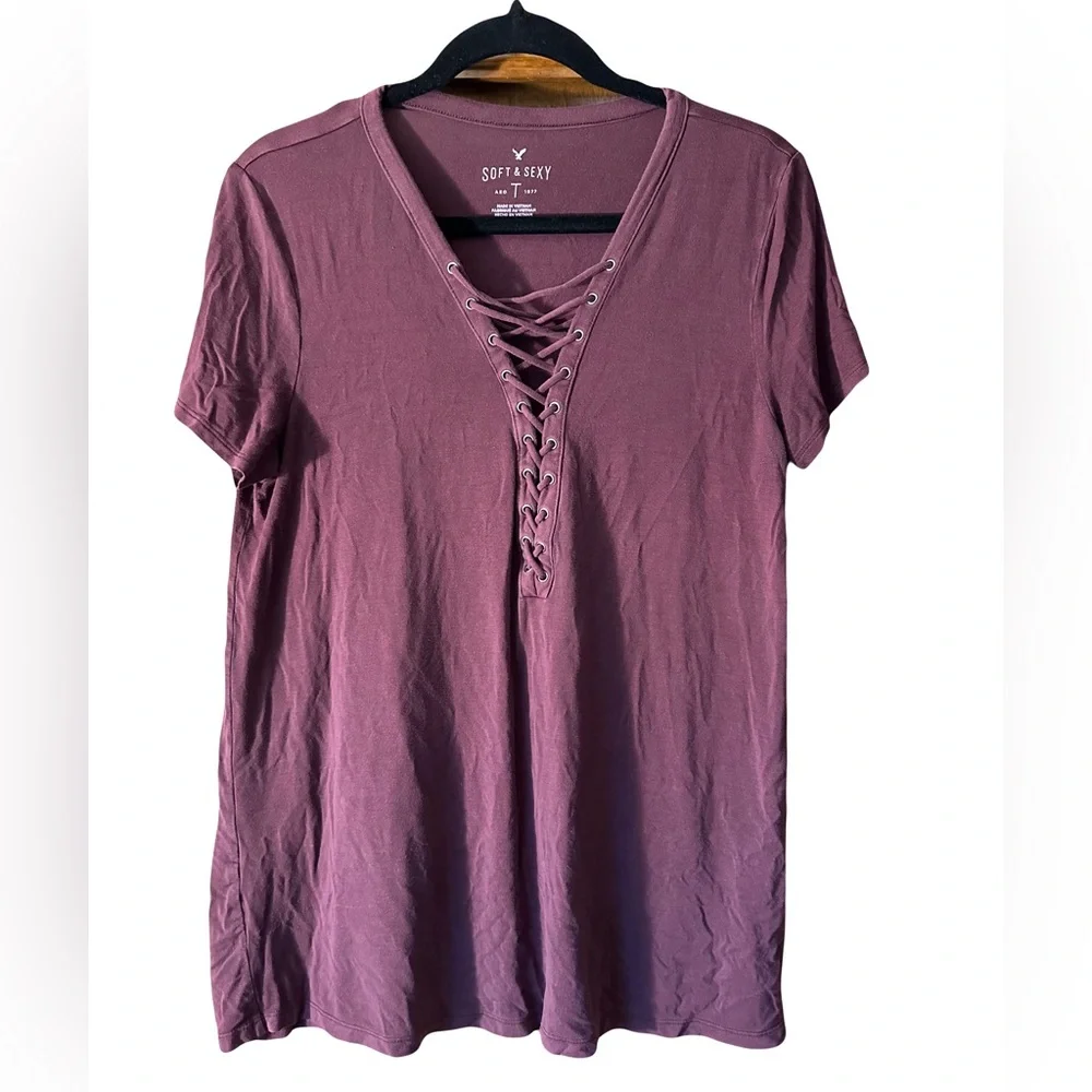 American Eagle Soft & Sexy tee size large - Picture 1 of 4
